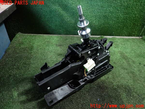 1UPJ-9226707555]ランエボ10(CZ4A)ATシフトレバー 中古_2