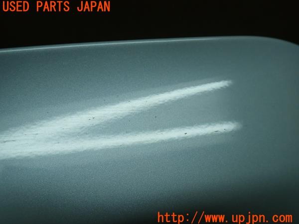 3UPJ=9226730012]アウトランダー(GN0W)純正 充電口カバー フューエルリッド 中古_2