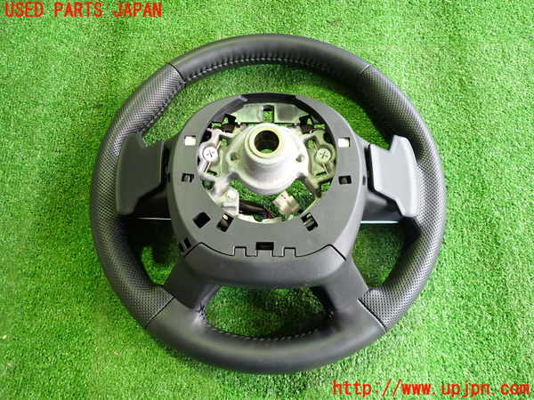 2UPJ-9226737855]アウトランダーPHEV(GN0W)ステアリングホイール 中古_2