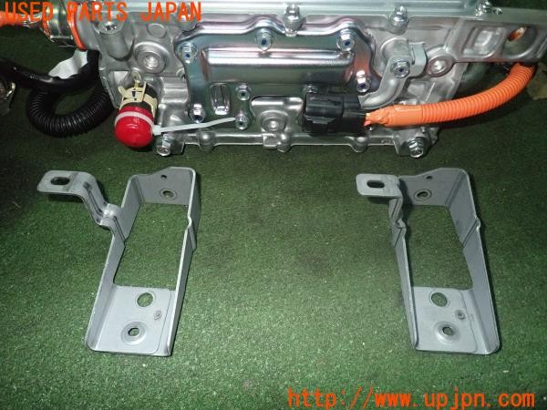3UPJ=9226740522]アウトランダーPHEV(GG2W)後期 純正 W005T70272 DC/DCコンバーター バッテリーチャージャー 中古_4