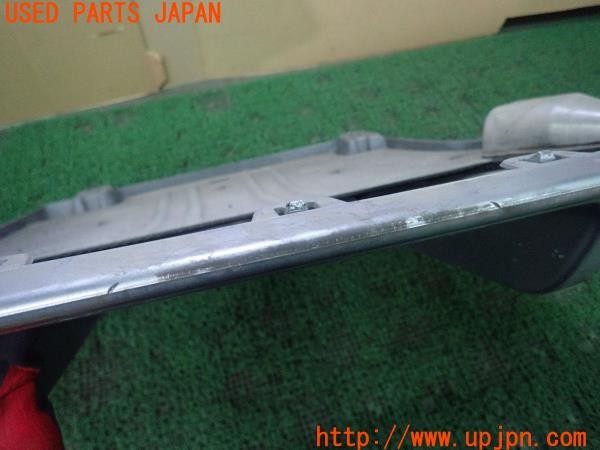 3UPJ=9226750056]ルノー ルーテシア(RM5M1)純正 リアディフューザー アンダーカバー 中古_4