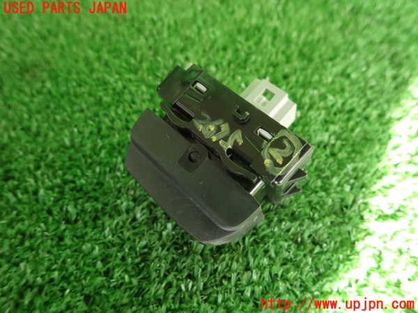 2UPJ-9226756307]ルノー・ルーテシア(RM5M1)スイッチ2 (クリアランスソナー) 中古_2