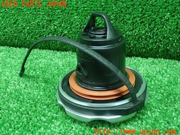 3UPJ=9226770120]アバルト 595 ツーリズモ(31214T)純正 フューエルキャップ ガソリンキャップ 中古_5