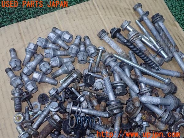 3UPJ=9226770720]アバルト 595 ツーリズモ(31214T)ネジ・ナット・ステー類 ジャンク_2
