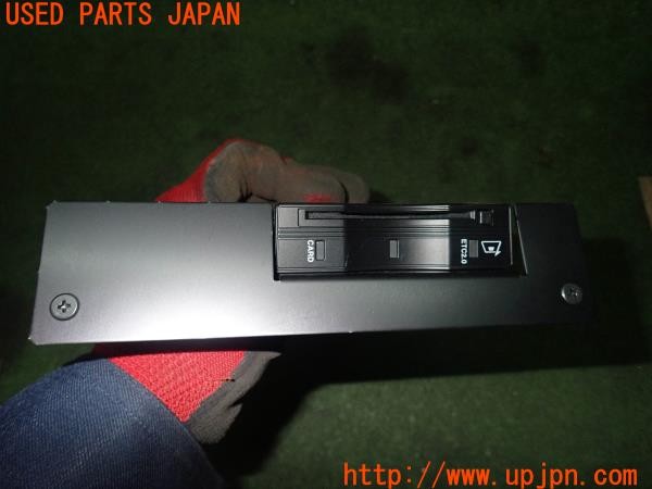 3UPJ=9226780503]ジープ レネゲード(BV13PM)純正ビルトイン 68481421AA JRM-81CR ETC車載器 ETC2.0 中古_3