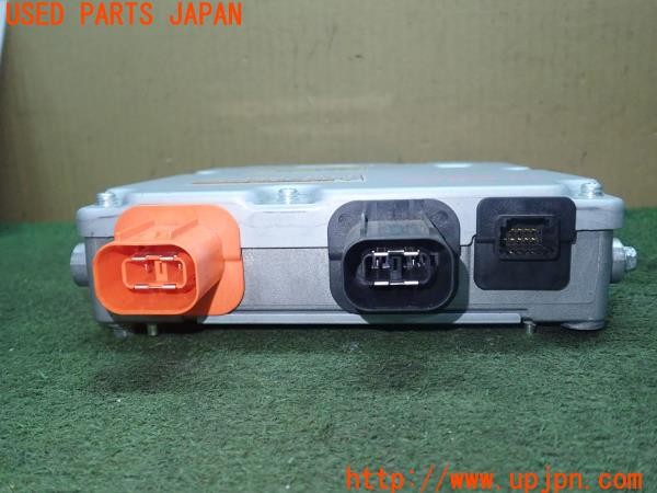 3UPJ=9226800542]ヤリス ハイブリッド(MXPH15)純正 ハイブリッドボルテージインバーター ジャンク_3