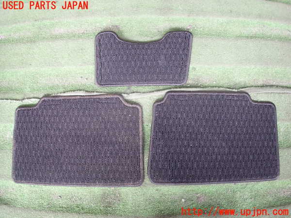 2UPJ-9226807800]ヤリス(YARIS) ハイブリッド(MXPH15)フロアマット 中古_3