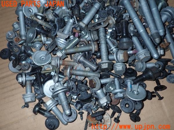 3UPJ=9226820720]BMW Z4(LM25 E89)ネジ・ナット・ステー類 ジャンク_3