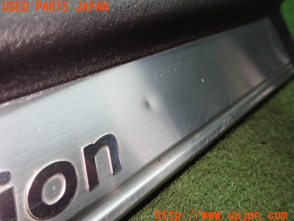 3UPJ=9226830616]ランサーエボリューションIX MR(CT9A)純正 7250A032 右フロント スカッフプレート 中古_4