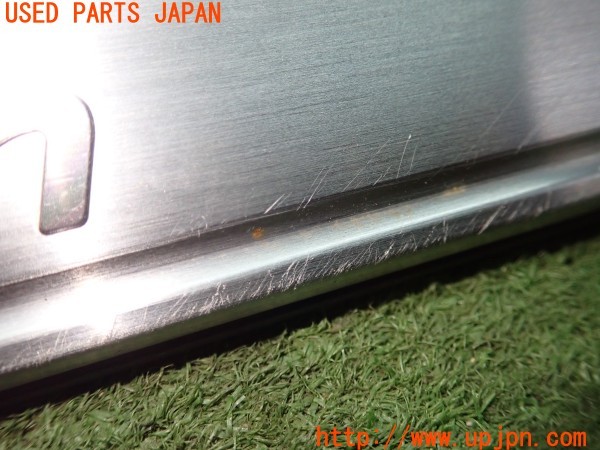3UPJ=9226830616]ランサーエボリューションIX MR(CT9A)純正 7250A032 右フロント スカッフプレート 中古_5