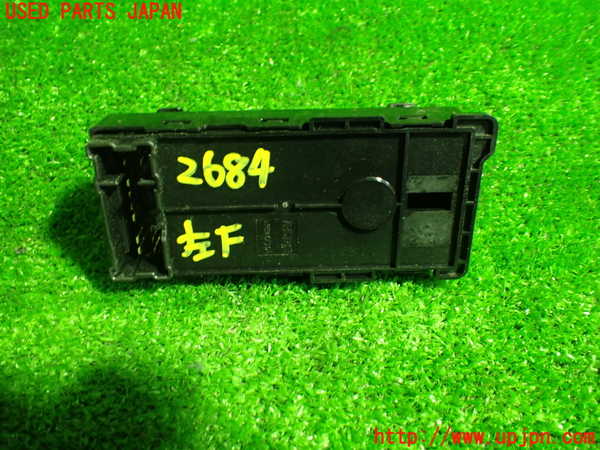 1UPJ-9226846245]BRZ(86)(ZC6)左パワーウィンドウスイッチ 中古_3