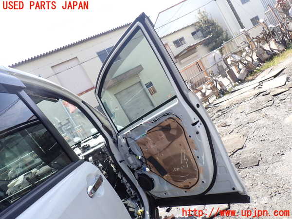 1UPJ-9226851230]ノア(ヴォクシー)(ZRR80W)右前ドア 43R-00011 中古_4