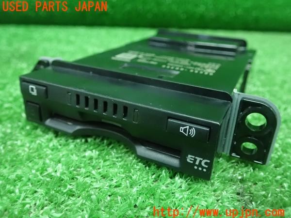 3UPJ=9226870503]アクア(AQUA)(NHP10)純正ビルトイン ETC車載器 08686-00350 中古_3