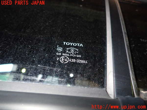 1UPJ-9226871320]アクア(AQUA)(NHP10)左後ドア 43R-005844 中古_4