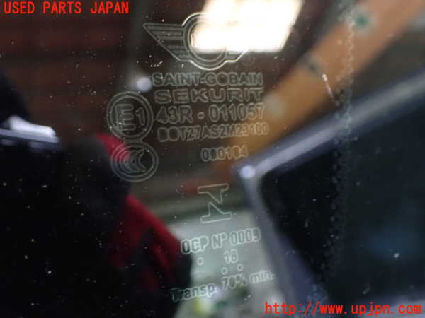 1UPJ-9226901380]BMW ミニ(MINI)クーパーD クラブマン F54(LR20)右クォーターガラス SEKURIT M23100 中古_2