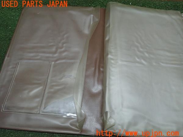 3UPJ=9226950801]ハイラックスサーフ(LN130G)Toyota Katsumata Group トヨタ勝又グループ 車検証入れ マニュアルケース 中古_5