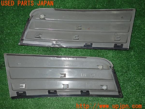 3UPJ=9226970012]ステージア 25RS(WGC34)後期 純正 リアフィニッシャーパネル 左右セット 中古_2