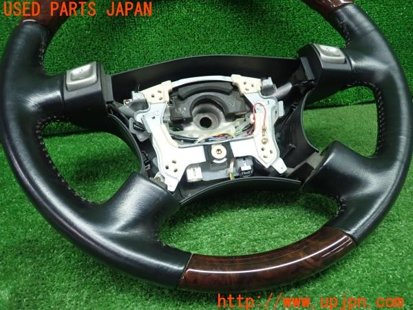 3UPJ=9226970617]ステージア 25RS(WGC34)後期 純正 ステアリング 390mm 中古_3