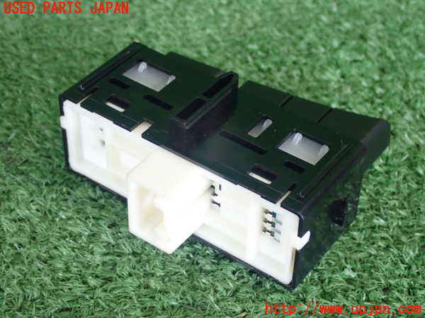 2UPJ-9226996308]レクサス・NX200t(AGZ15)スイッチ3 (ODO TRIP、メーター照度) 中古_2