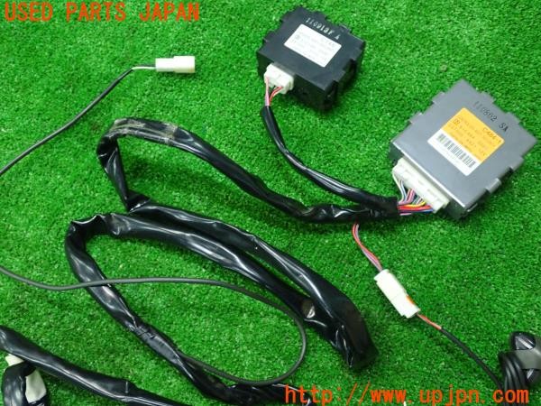 3UPJ=9227010539]ハイエースバン200系(KDH206V 3型)純正 セキュリティ 61C148-0000  61C484-0001 中古_4
