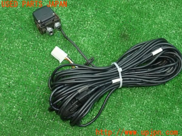 3UPJ=9227010552]ハイエースバン200系(KDH206V 3型)純正? バックカメラ 中古_2