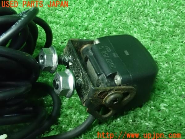 3UPJ=9227010552]ハイエースバン200系(KDH206V 3型)純正? バックカメラ 中古_5