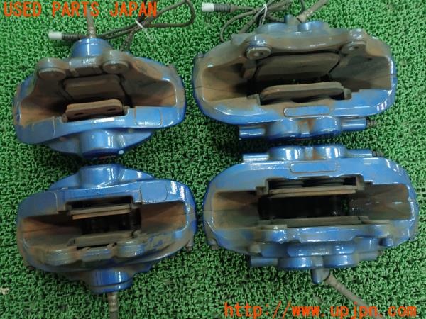 3UPJ=9227020301]BMW M135i(1B30 F20)brembo ブレンボ Mパフォーマンス キャリパー 中古_4