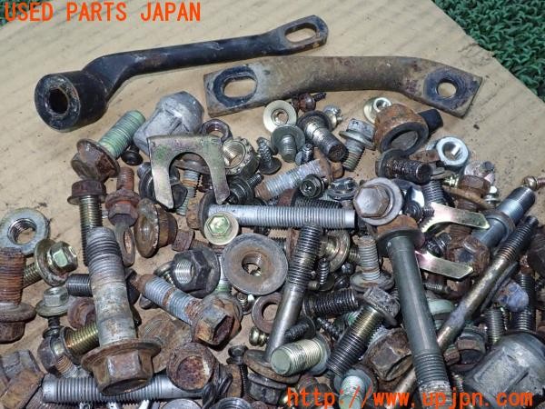 3UPJ=9227030720]セリカ GT-FOUR(ST185)ネジ・ナット・ステー類 ジャンク_2