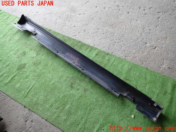 1UPJ-9227051392]ベンツ CLA180 シューティングブレーク X117(117942)左サイドステップ 中古_5