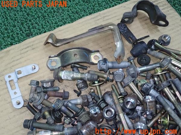 3UPJ=9227080720]インプレッサ WRX STI(GDB D型)ネジ・ナット・ステー類 ジャンク_2