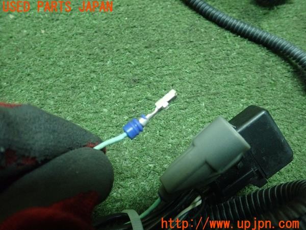 3UPJ=9227090590]アウトランダーPHEV(GG2W)前期 純正オプション バンパーイルミネーション LEDランプ 中古_4