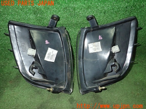 3UPJ=9227120523]ハイラックスサーフ(RZN185W)中期 EAGLE EYES イーグルアイズ KS-TY673 コーナーランプ 中古_2