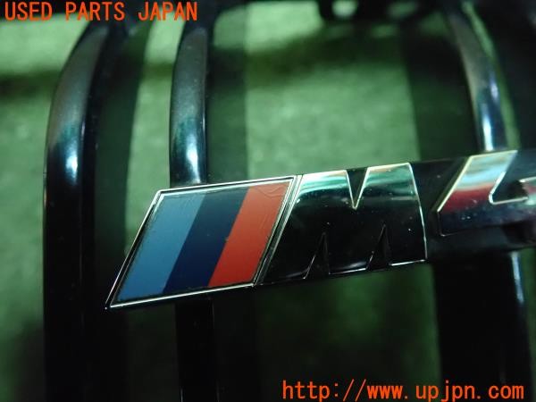 3UPJ=9227130047]BMW M4(3C30 F82)純正 8068583 左フロントグリル キドニーグリル 中古_4