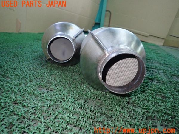 3UPJ=9227130159]BMW M4(3C30 F82)純正 触媒 センターパイプ 中古_3