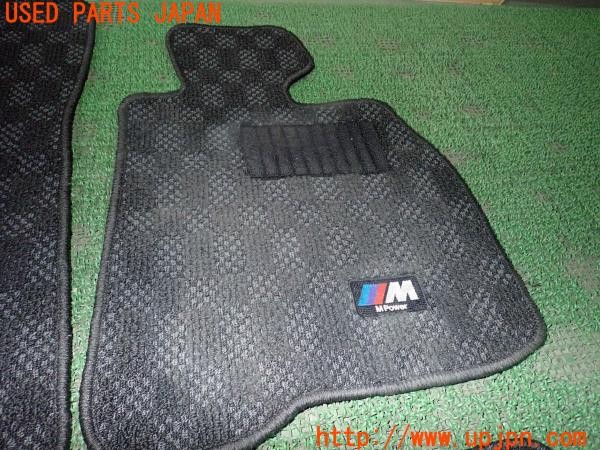 3UPJ=9227130629]BMW M4(3C30 F82)純正 M Power フロアマット 右ハンドル用 中古_2