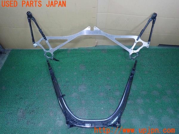 3UPJ=9227130705]BMW M4(3C30 F82)純正 1590073167 フロントタワーバー 補強バー 中古_2