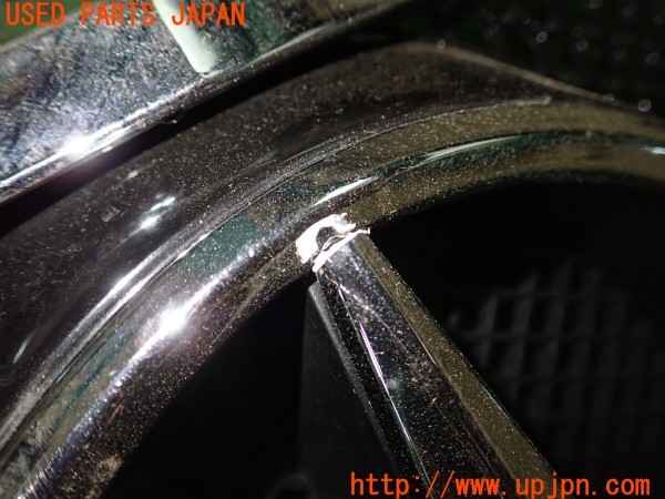 3UPJ=9227180047]ベンツ C180 クーペ(204349)純正 フロントグリル 中古_4