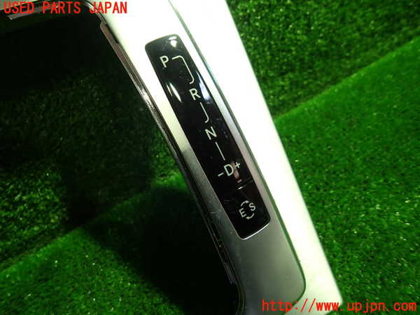 1UPJ-9227186306]ベンツ C180 クーペ C204(204349)スイッチ1 (シフト周り) 中古_2