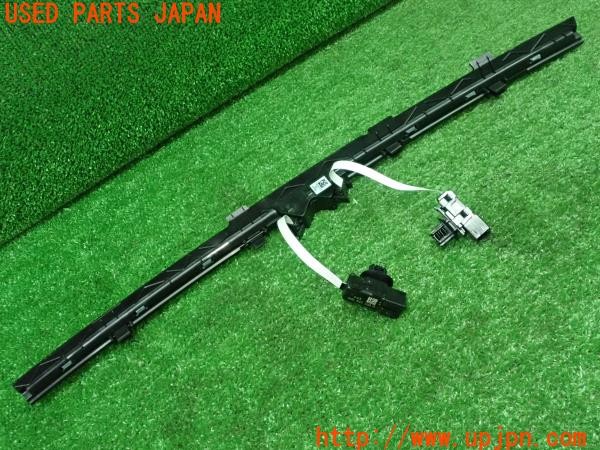 3UPJ=9227190512]VW ゴルフ ｅＴＳＩ アクティブ(CDDLA CD1系)純正 LEDイルミ 助手席側 ダッシュインパネ 5H2947095A 中古_2