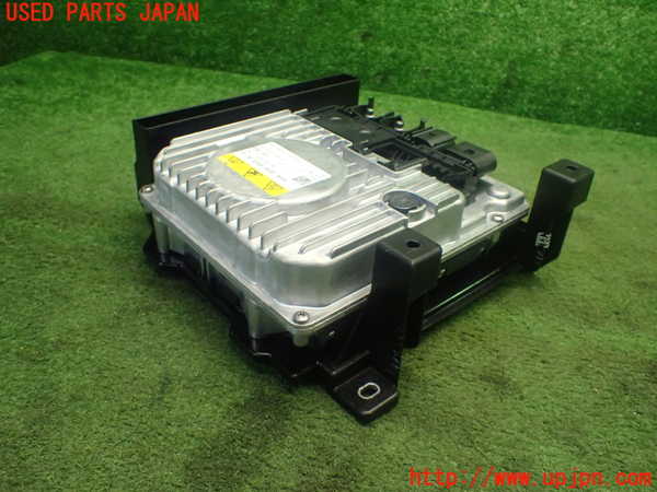 1UPJ-9227196916]VW ゴルフ(CDDLA)インバーターコンバーター 中古_3