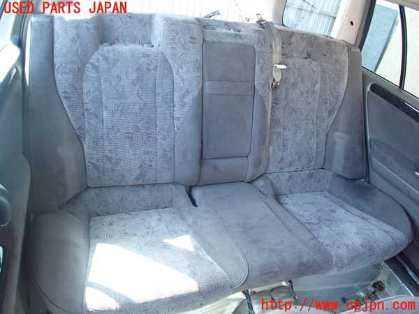 2UPJ-9227217385]クラウン エステート(JZS171W)リアシート 中古_4
