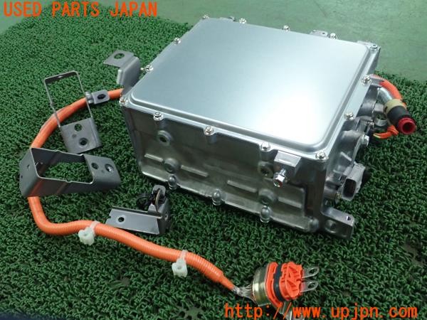 3UPJ=9227220581]アウトランダーPHEV(GG2W)前期 純正 W005T70171 DC/DCコンバーター 中古_3