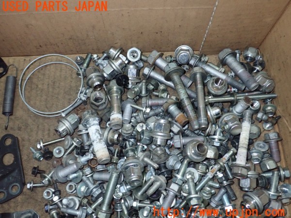 3UPJ=9227230720]レクサス RX450h(GYL20W)ネジ・ナット・ステー類 セット ジャンク_3