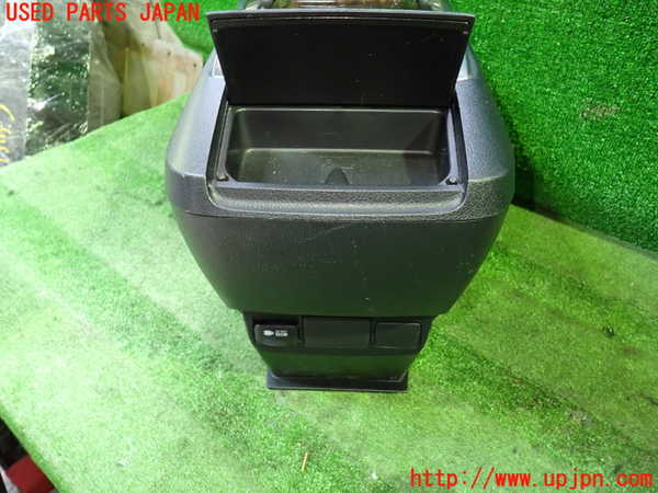 1UPJ-9227257540]アルファード(AGH30W)センターコンソール 中古_3