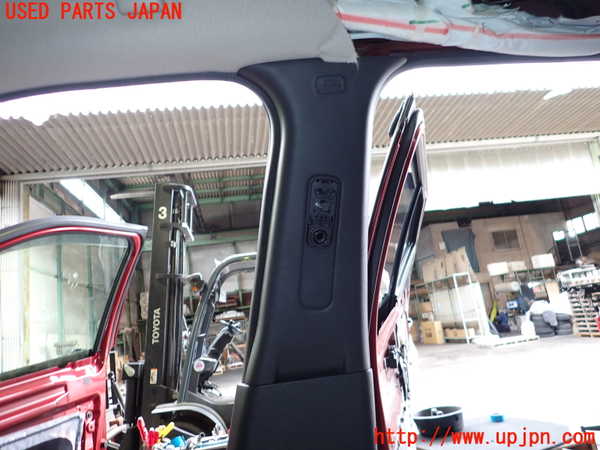 2UPJ-9227277665]キックス(P15)右センターピラートリム 中古_2