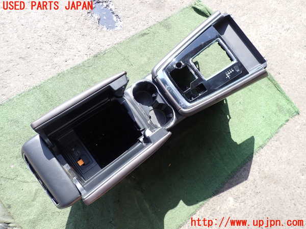 2UPJ-9227307540]CX-8(KG2P)センターコンソール 中古_3