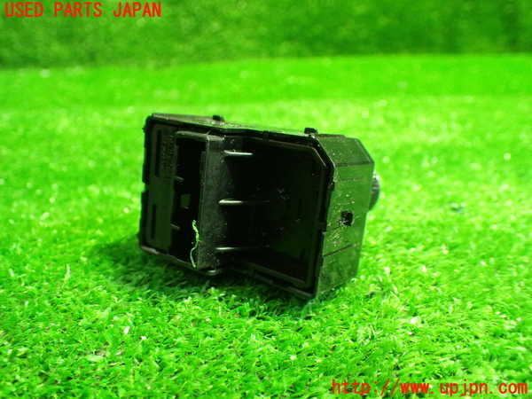 1UPJ-9227346280]エスクァイアハイブリッド(ZWR80G)ミラースイッチ 中古_2