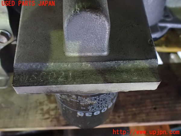 2UPJ-9227352010]アウトランダーPHEV(GG2W)エンジン 4B11-S61-Y61 4WD 中古_4