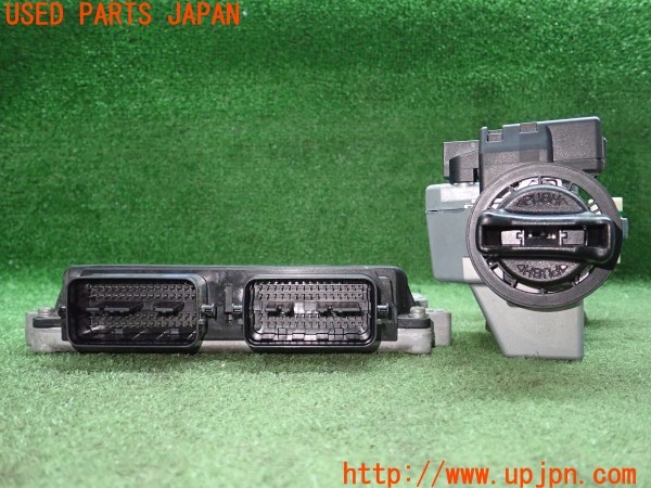 3UPJ=9227390526]スイフト スポーツ(ZC31S)後期 純正 33920-57K4/33970-62J00 GB ECU コンピューター キーセット 中古_3