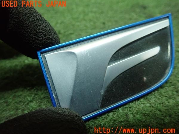 3UPJ=9227440008]レクサス RC-F(USC10)純正 フロントフェンダー エンブレム 中古_2